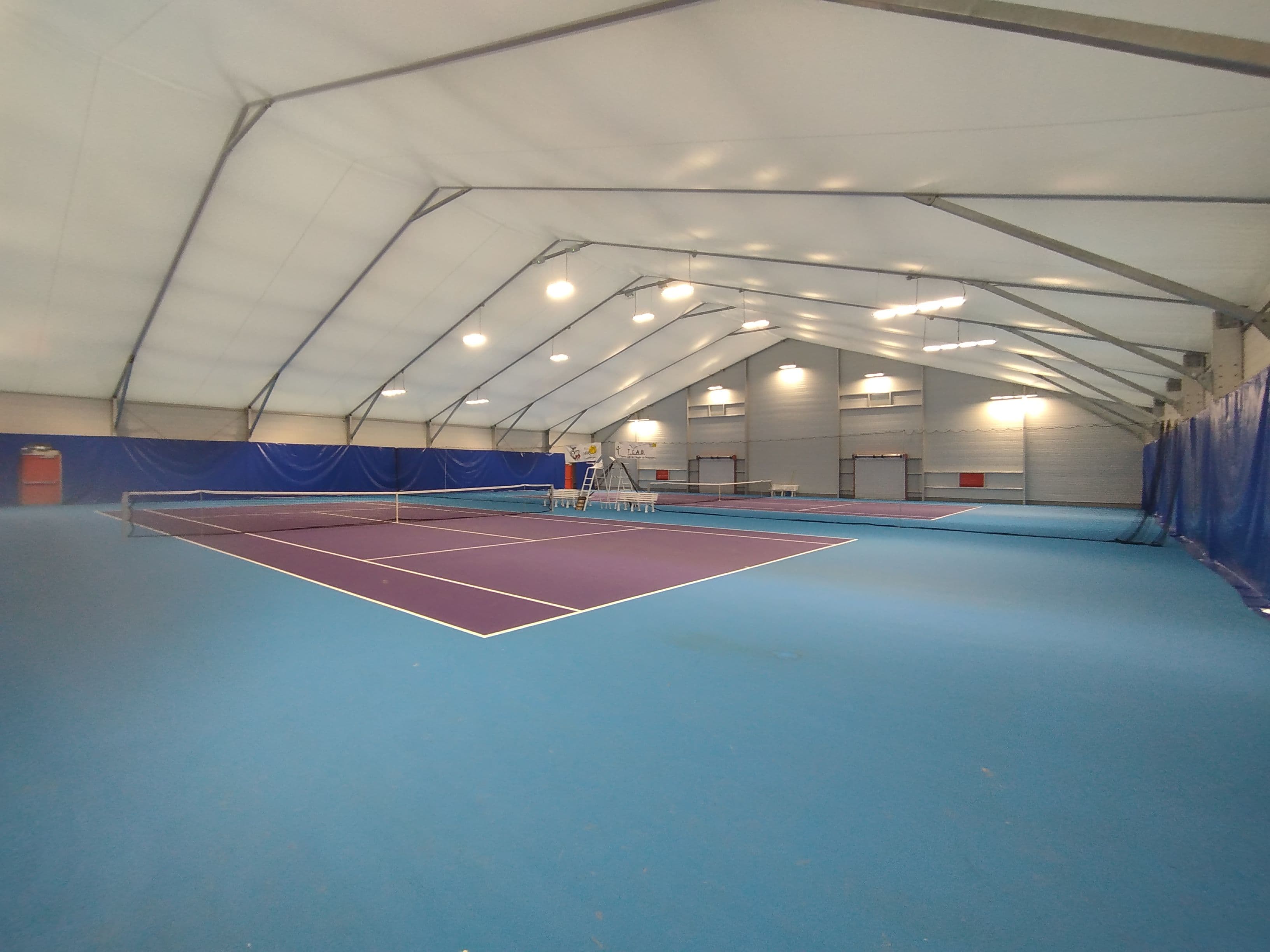 Des infrastructures tennis modernes et accessibles